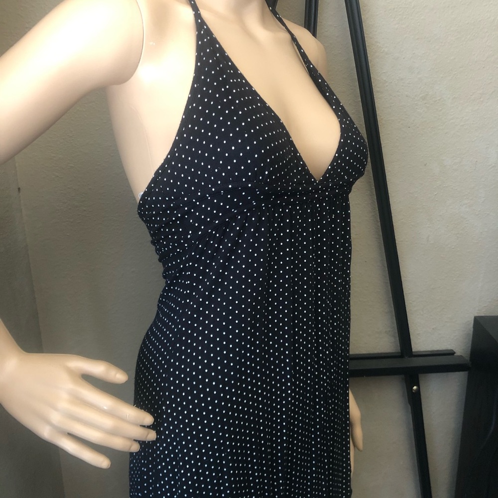 Halter top - Picture 2 of 8